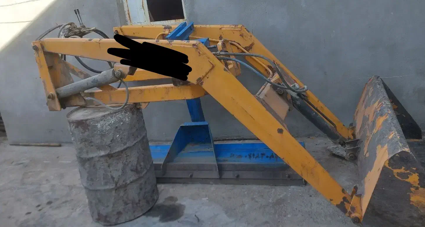 بیل جلوتراکتوری فرگوسن|ماشین‌آلات صنعتی|کنگاور, |دیوار