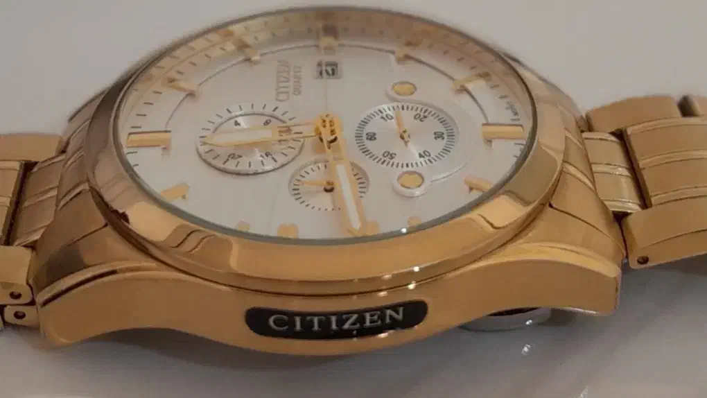 ساعت سیتیزن ژاپنی سه موتوره تقویم دار در حد نو|ساعت|دره شهر, |دیوار