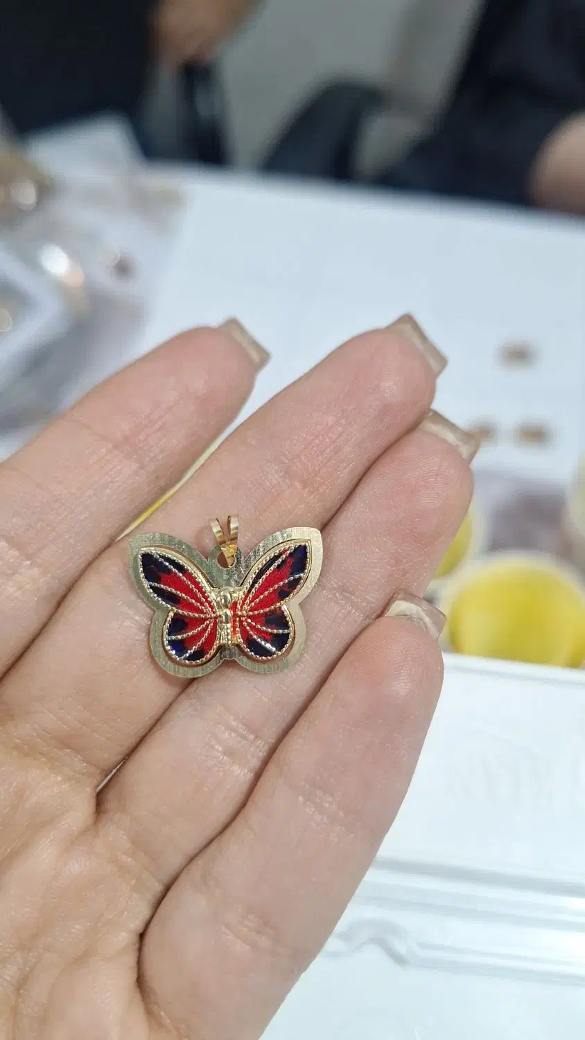 انواع پلاک سوارسکی طلا به قیمت عمده برای همکار|جواهرات|تهران, بازار|دیوار