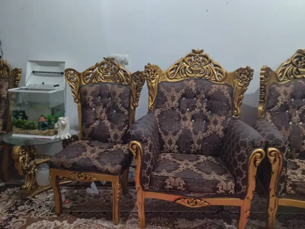 مبل سلطنتی در حد نو با بهترین کیفیت چوب و پارچه|مبلمان خانگی و میز عسلی|بهبهان, |دیوار