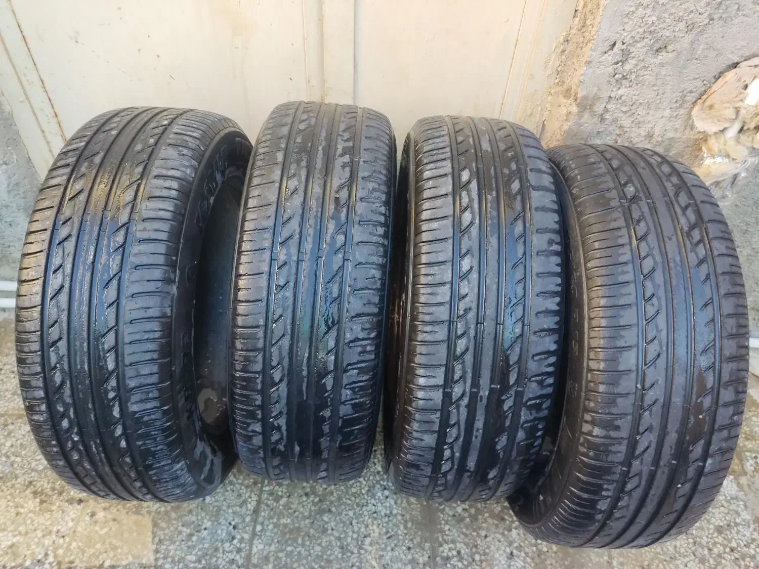 ۴عددرینگ ۱۴پژو در حد و۴عدد لاستیک (۱۵) ۱۹۵کویرتایر|قطعات یدکی و لوازم جانبی|زابل, |دیوار