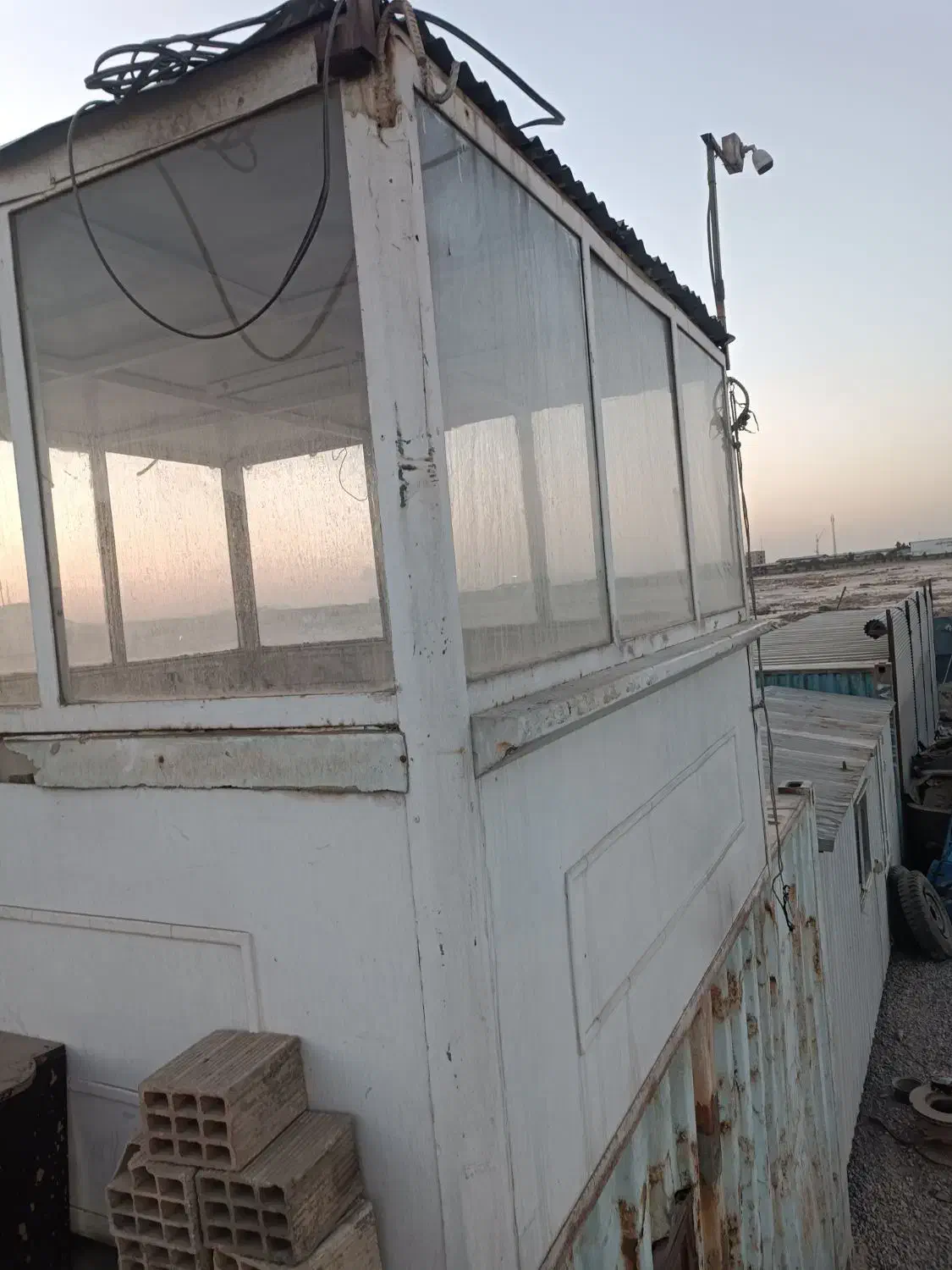 کانکس نگهبانی|مصالح و تجهیزات ساختمان|رباط‌کریم, رباط‌کریم|دیوار