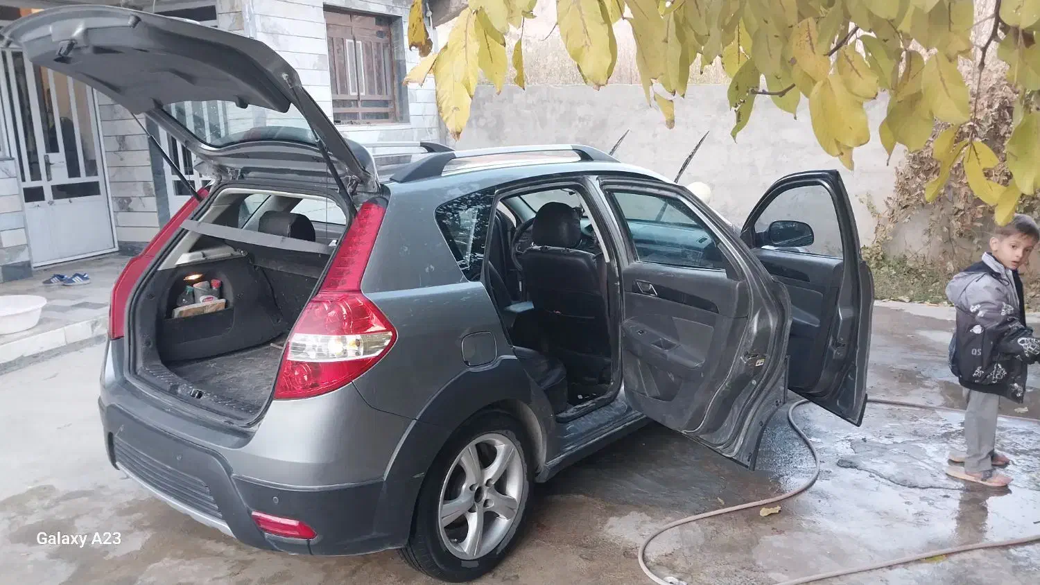 اچ سی کراس|خودرو سواری و وانت|اصفهان, نقش جهان|دیوار