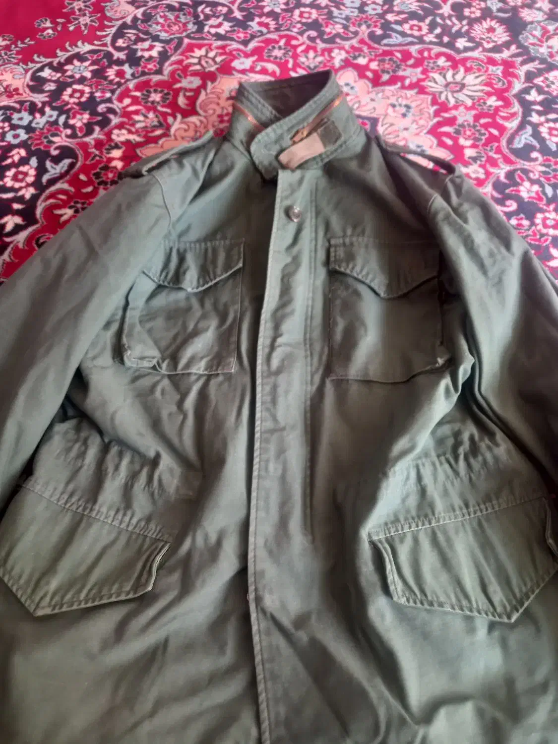 اورکت امریکایی|لباس|ابرکوه, |دیوار