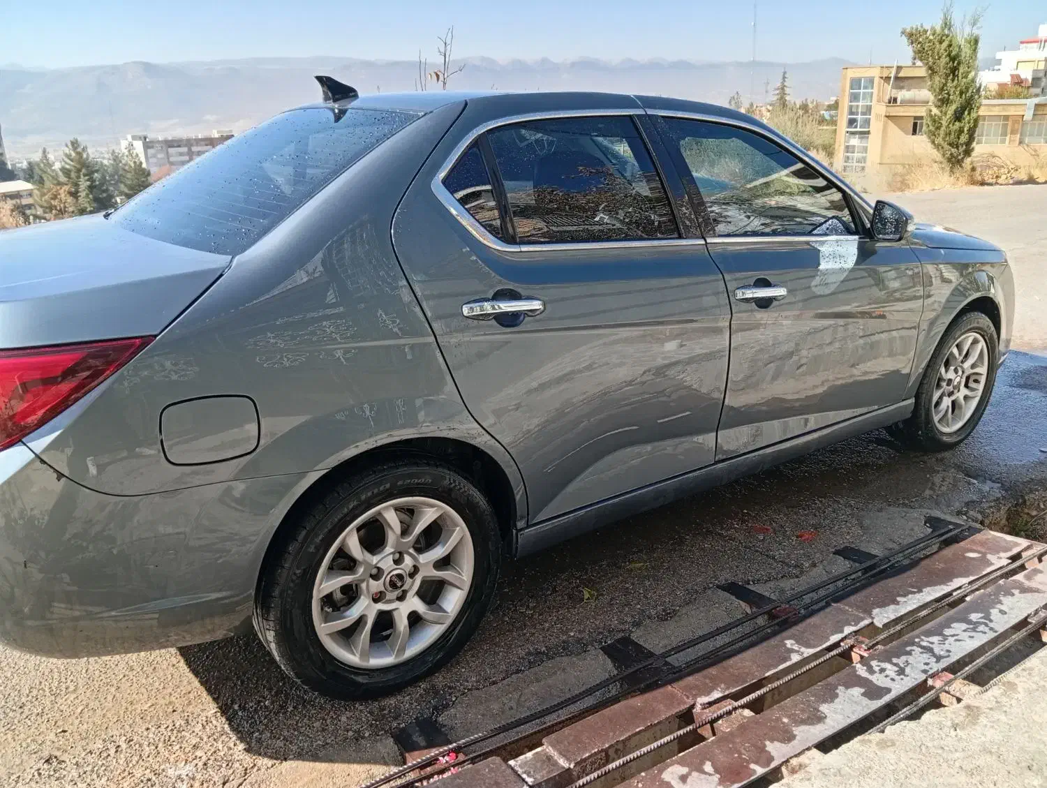 دنا پلاس اتومات مدل 99|خودرو سواری و وانت|اصفهان, خواجه عمید|دیوار