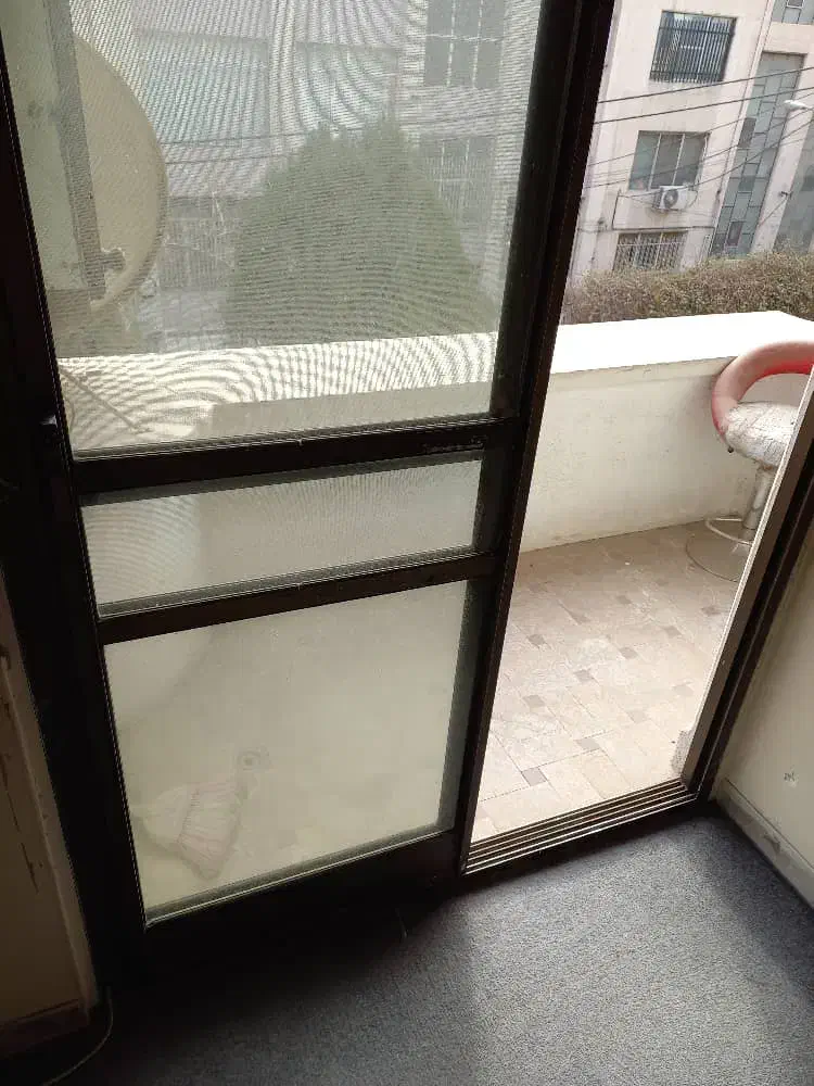 135متر/تکواحدی/3خوابه/طبقه دوم/نیلوفر