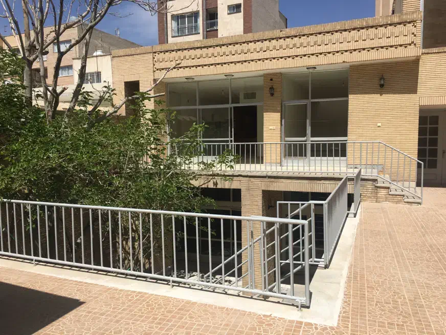 ۲۳۰متر ویلایی/آپادانا اول/ درب‌ساخت|فروش زمین و ملک کلنگی|اصفهان, فیض|دیوار