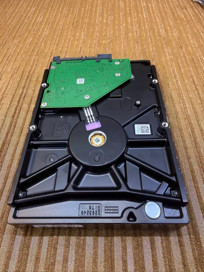 هارد اینترنال ۲ ترا Seagate در حد آکبند|قطعات و لوازم جانبی رایانه|اراک, |دیوار