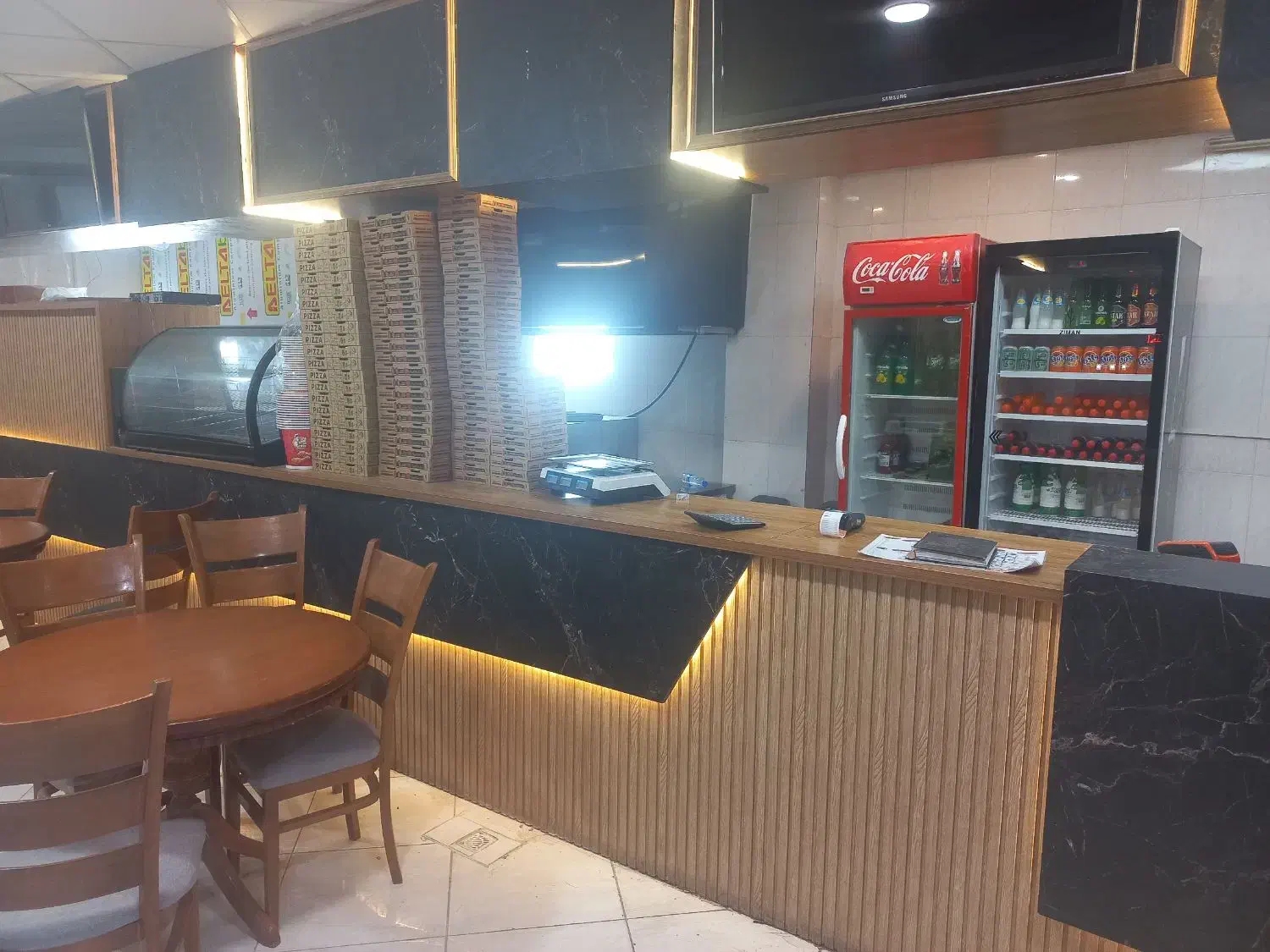 واگذاری فست فود آفتاب و معاوضه با خودرو|فروش مغازه و غرفه|کرمان, |دیوار