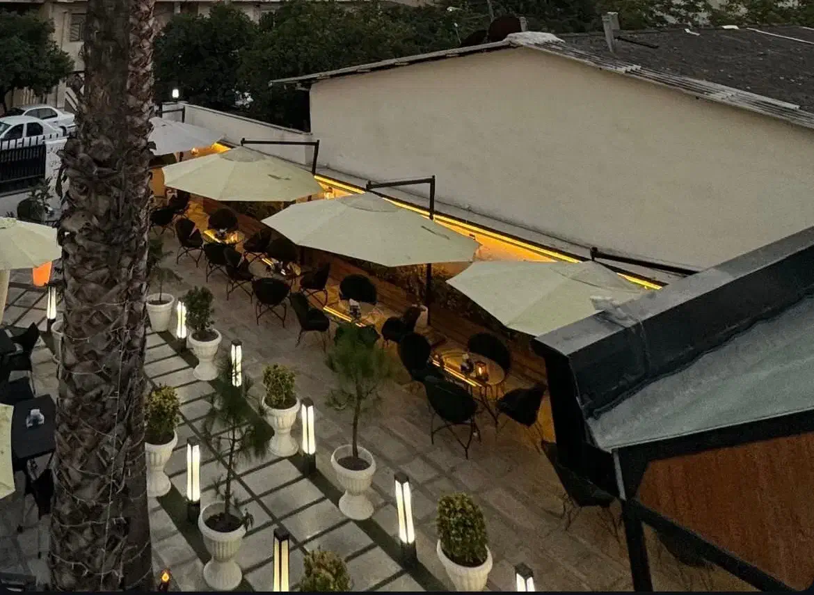 استخدام سفارش گیر و سالن کارخانم در رستوران مایا|استخدام خدمات فروشگاه و رستوران|گرگان, |دیوار