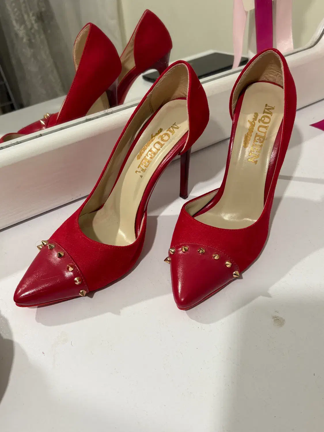 کفش مجلسی|کیف، کفش، کمربند|کردکوی, |دیوار