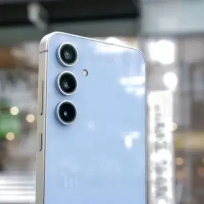 galaxy s25 fe|موبایل|اصفهان, مفتح|دیوار