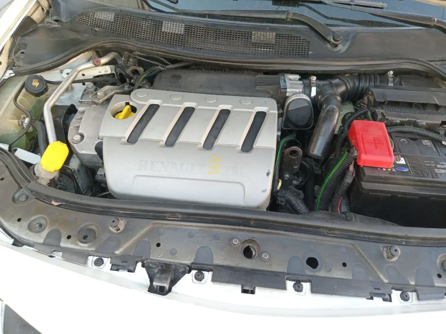 مگان ۲۰۰۰|خودرو سواری و وانت|یزد, |دیوار