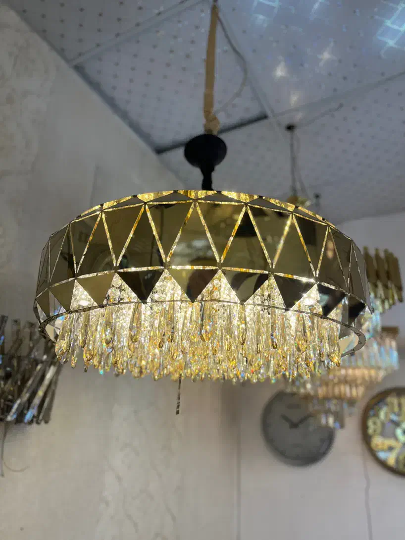 لوستر کریستال الماسی ۶۵ سانت طلایی|لوستر و چراغ آویز|تهران, نیروی هوایی (پیروزی)|دیوار