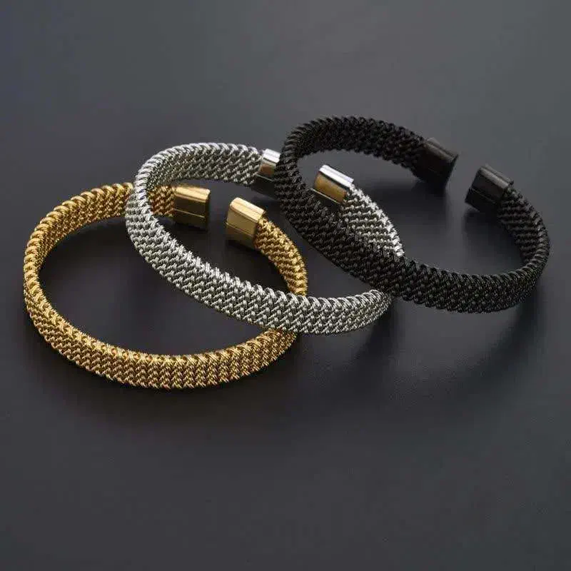 جواهرات|جواهرات|اصفهان, پوریای ولی|دیوار