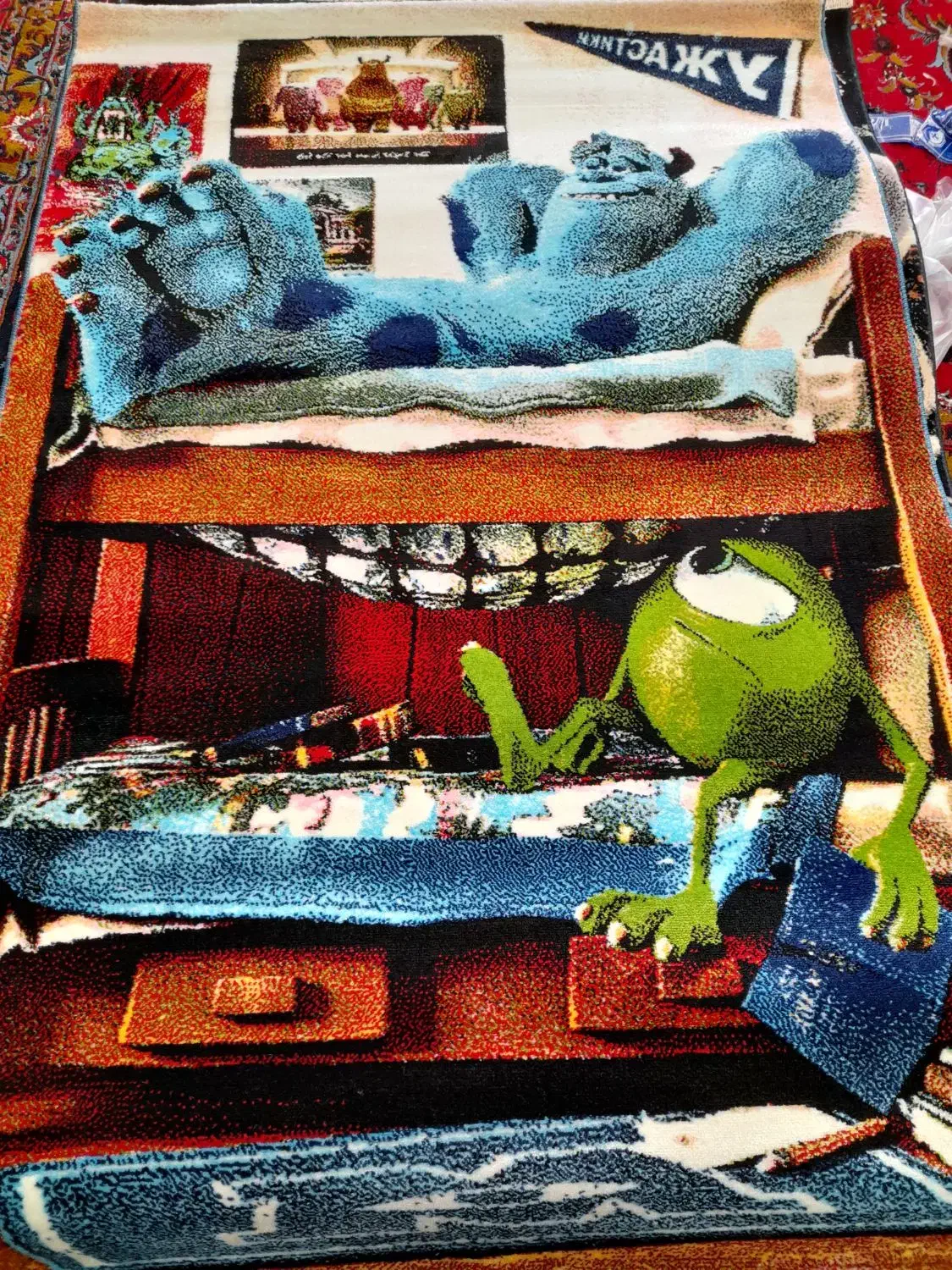 فرش کودک|فرش|گلبهار, شهر جدید گلبهار|دیوار