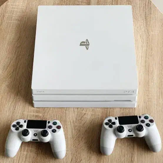 هارد 1 ترا + ps4 pro1trb|کنسول، بازی ویدئویی و آنلاین|سنندج, |دیوار