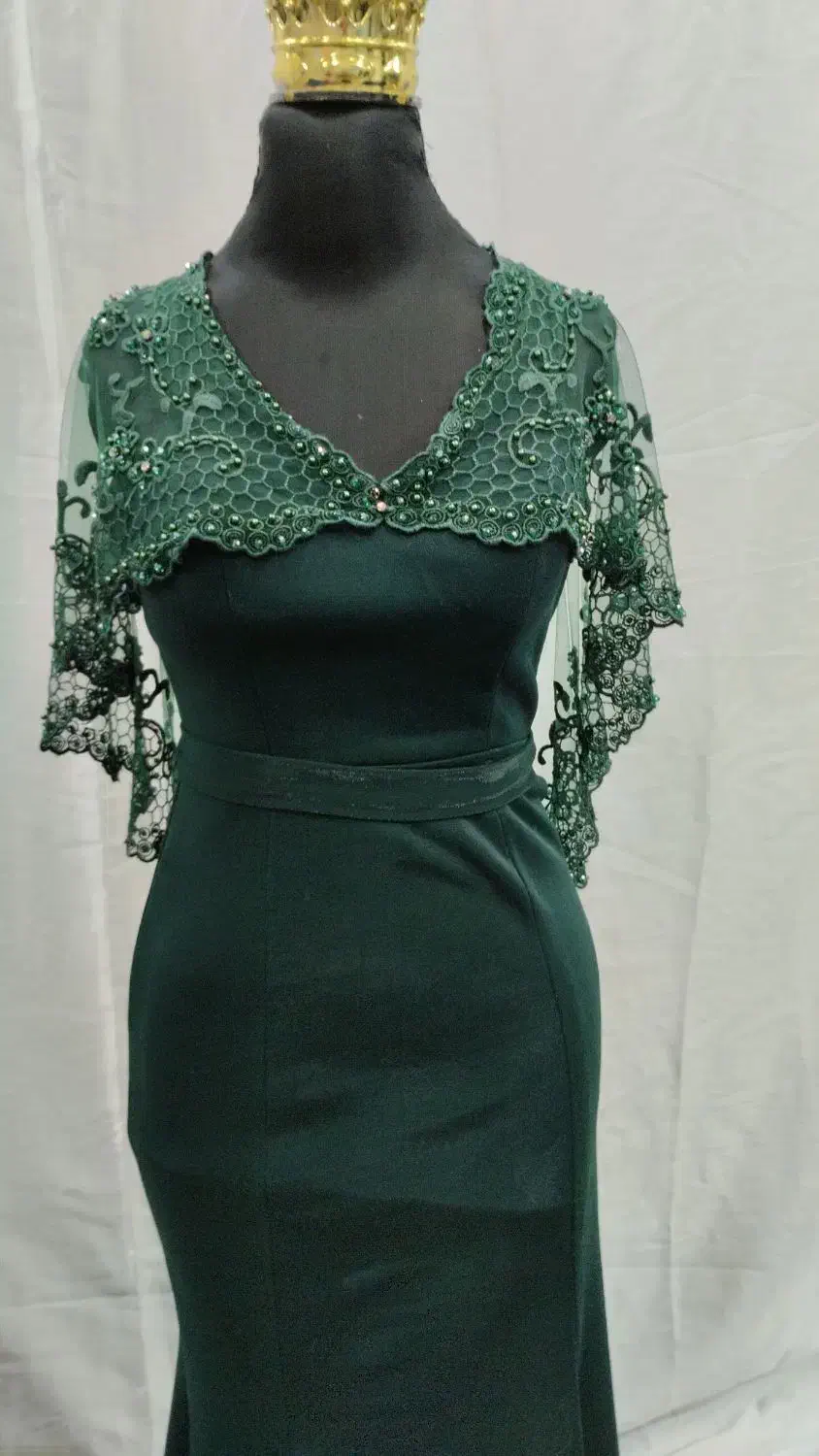 لباس فروشی|لباس|تربت‌حیدریه, مسجد جامع|دیوار