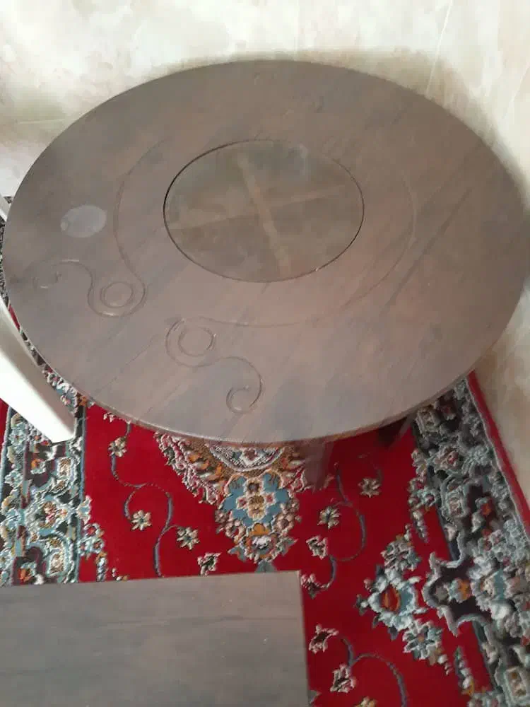 یک عدد میز و جلو مبلی|مبلمان خانگی و میز عسلی|برازجان, |دیوار