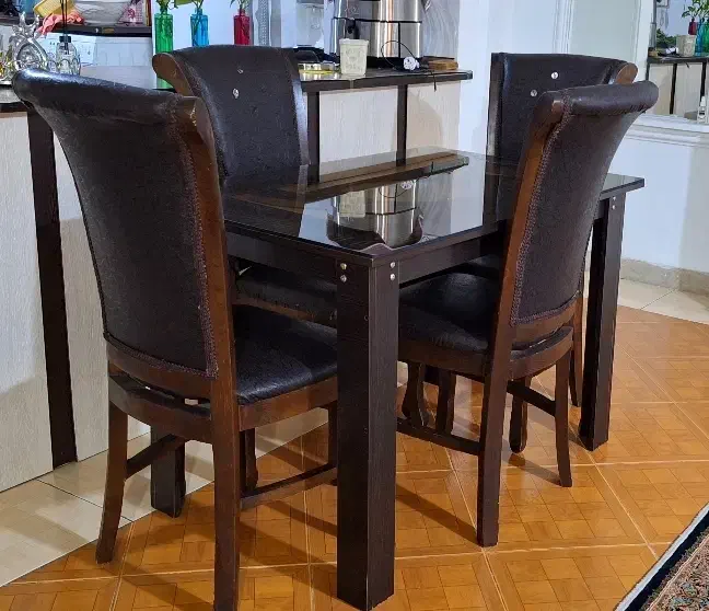 میز ناهارخوری ۴ نفره چوبی|میز و صندلی غذاخوری|شهریار, شهرک وائین|دیوار