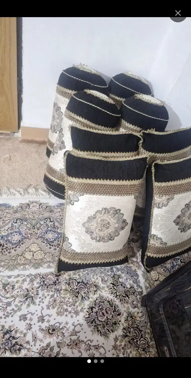 8 تا بالشت تمیز|رختخواب، بالش، پتو|یاسوج, |دیوار