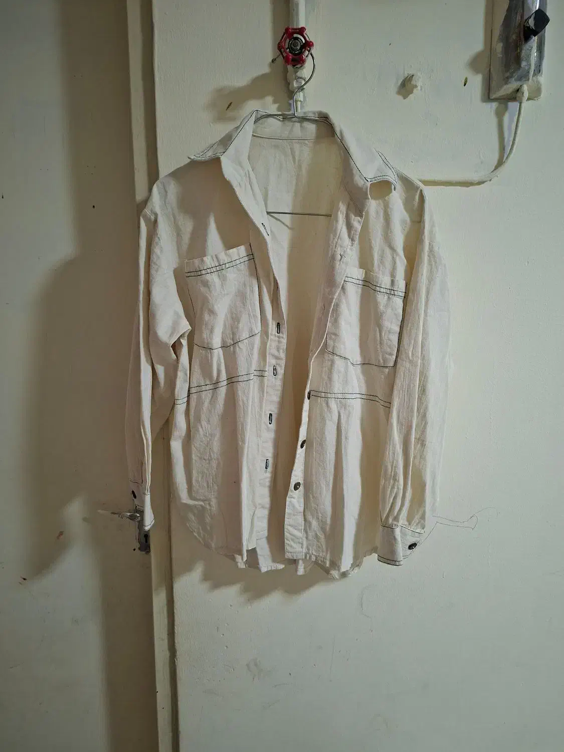 پالتو مانتو وغیره|لباس|شیراز, زند|دیوار