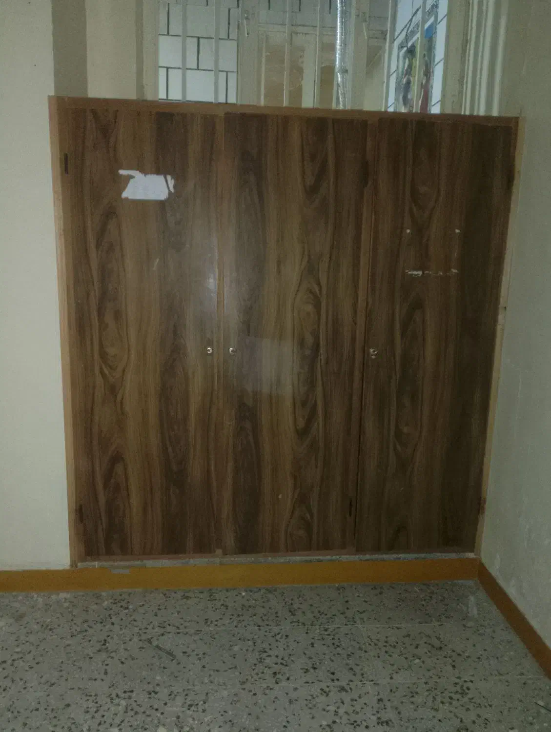 کابینت،کمددیواری،قفسه مغازه|مصالح و تجهیزات ساختمان|دوگنبدان, |دیوار