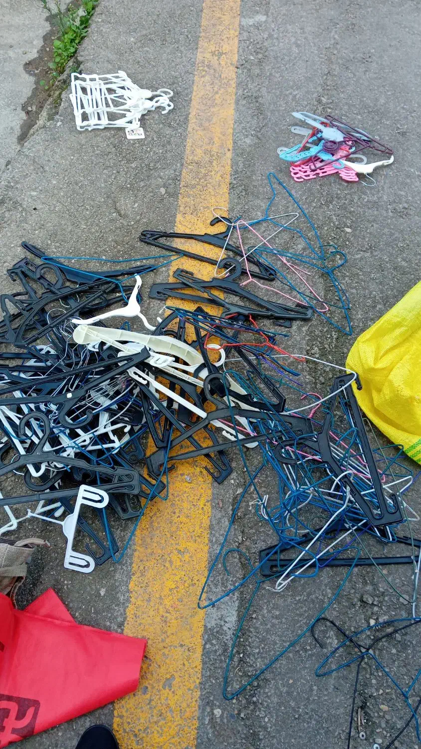 چوب لباسی 130 عدد یکجا فروشی|بندرخت و رخت‌آویز|ساری, |دیوار