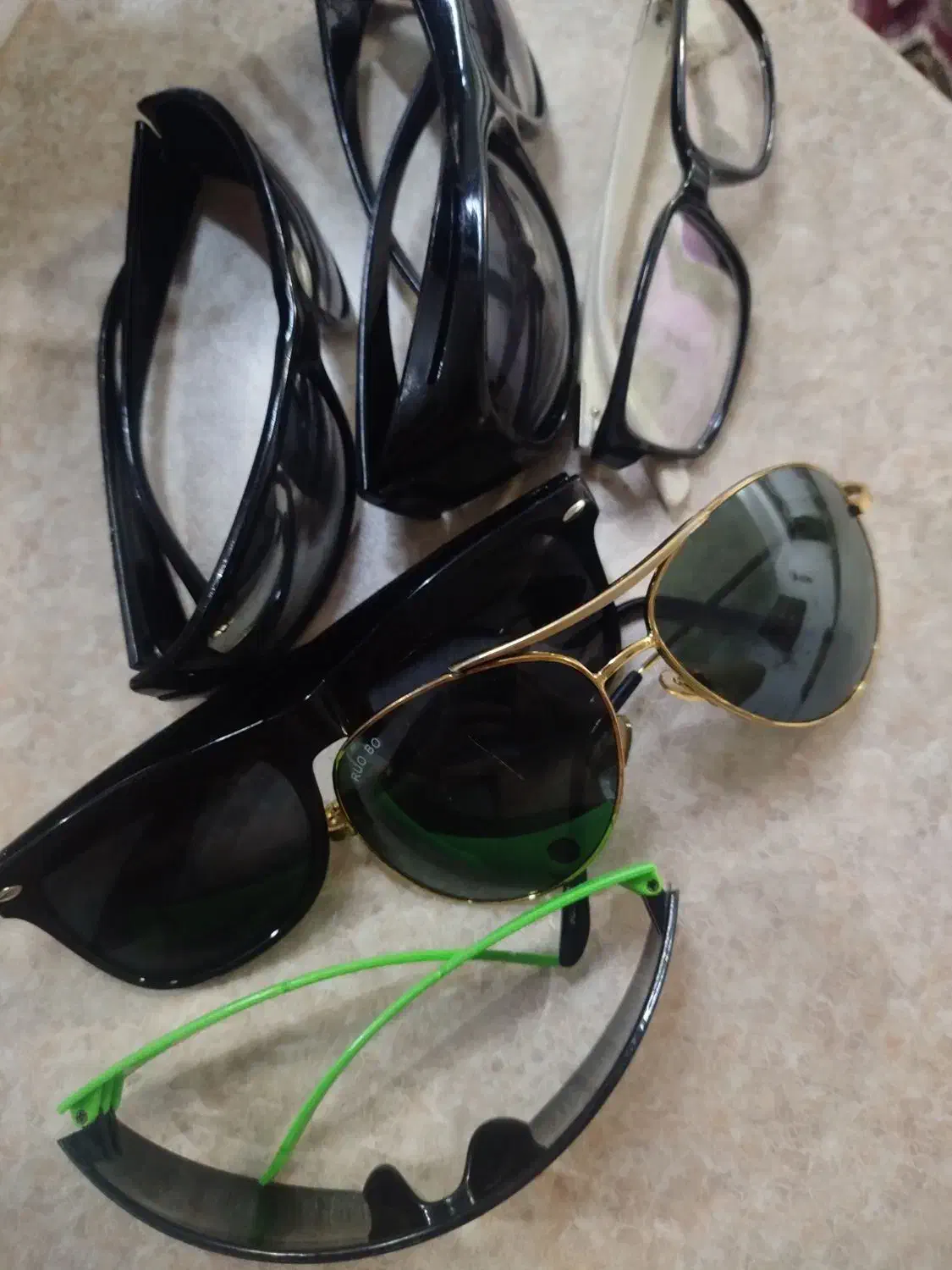 فوری فوری این همه عینک فقط با این قیمت تخفیف زیاد|زیورآلات و اکسسوری|میاندوآب, |دیوار