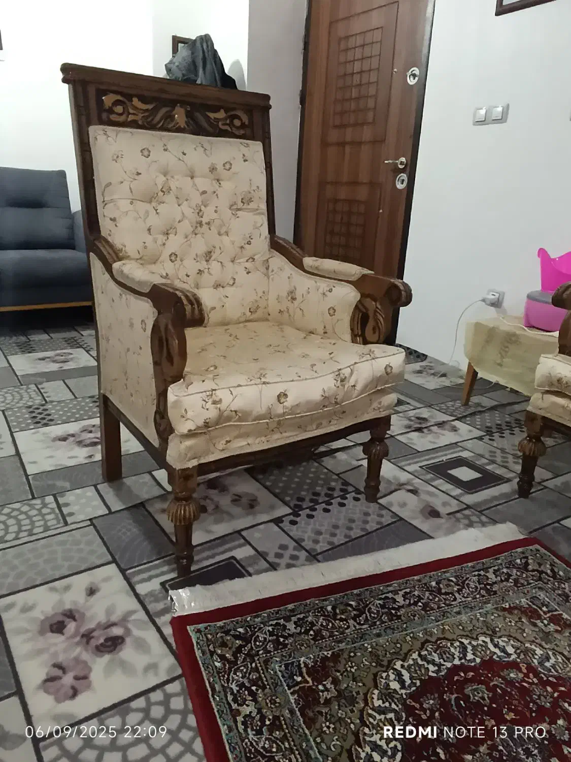 مبل سلطنتی 7نفره|مبلمان خانگی و میز عسلی|شیراز, جانبازان|دیوار