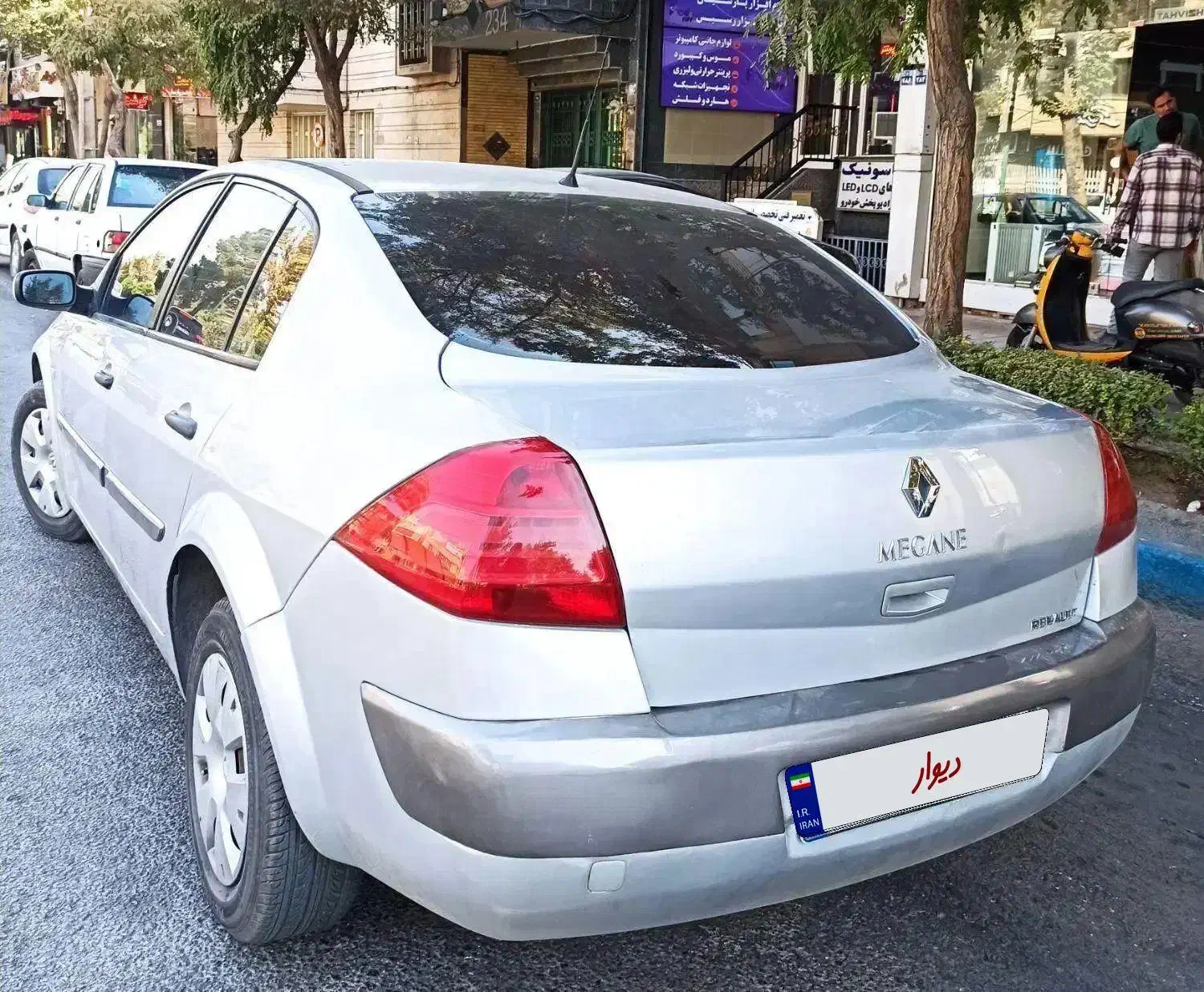 مگان فرانسوی- مدل ۲۰۰۶|خودرو سواری و وانت|اصفهان, باغ کاران|دیوار