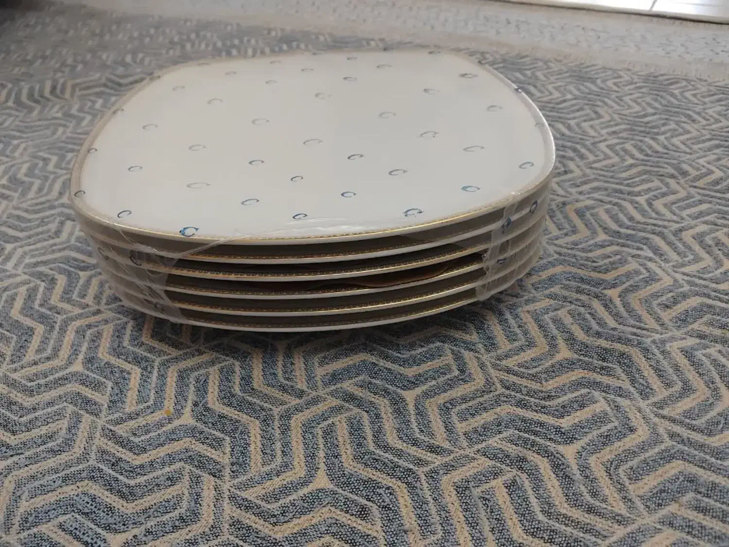 دو دست بشقاب پلوخوری چینی زرین|ظروف سرو و پذیرایی|تهران, هاشمآباد|دیوار