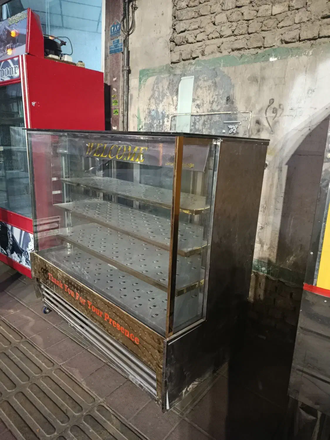 یخچال ویترینی فریزر مکعبی|فروشگاه و مغازه|ورامین, ورامین|دیوار