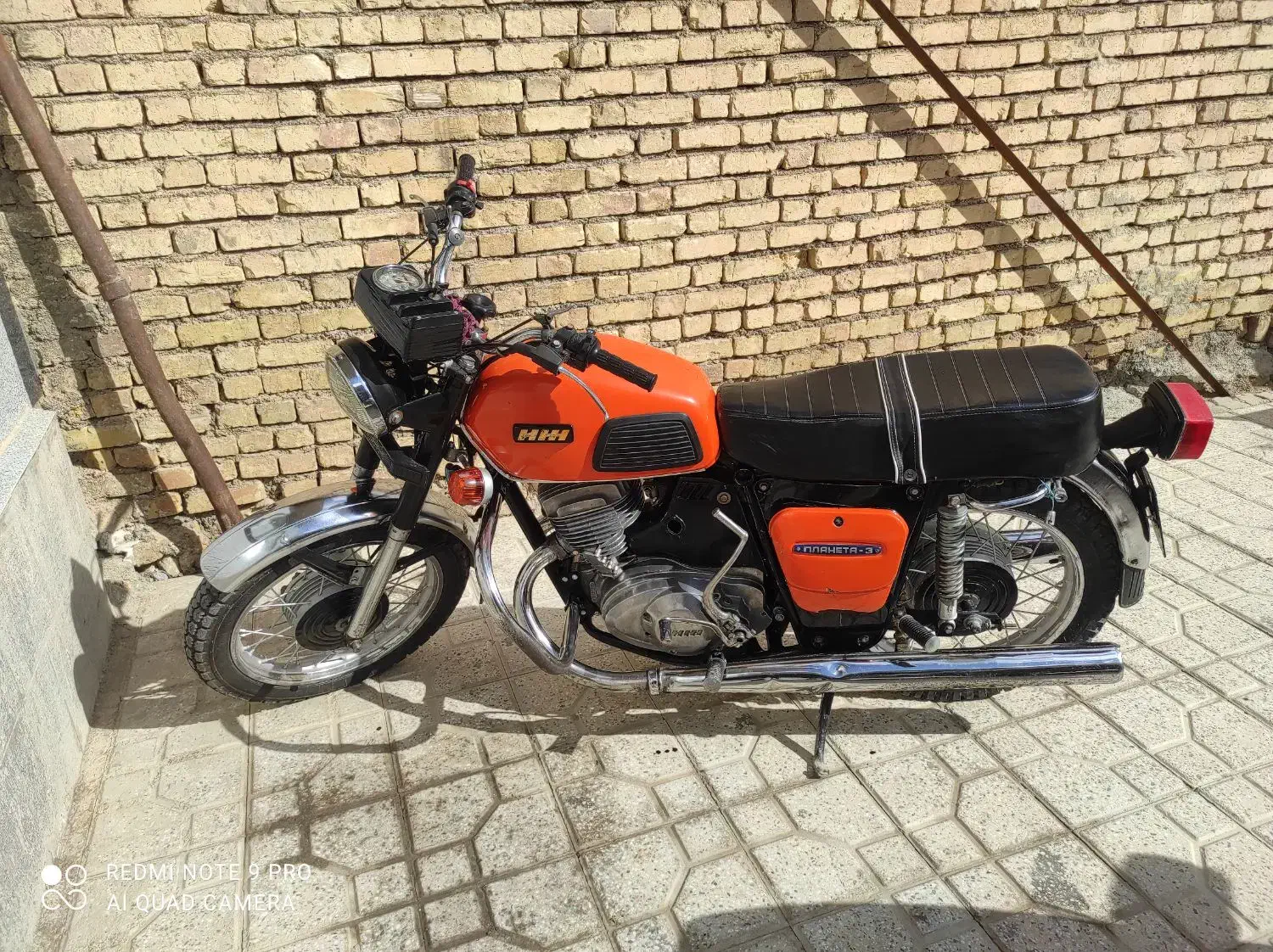 موتور ایژ|موتورسیکلت|بروجن, |دیوار