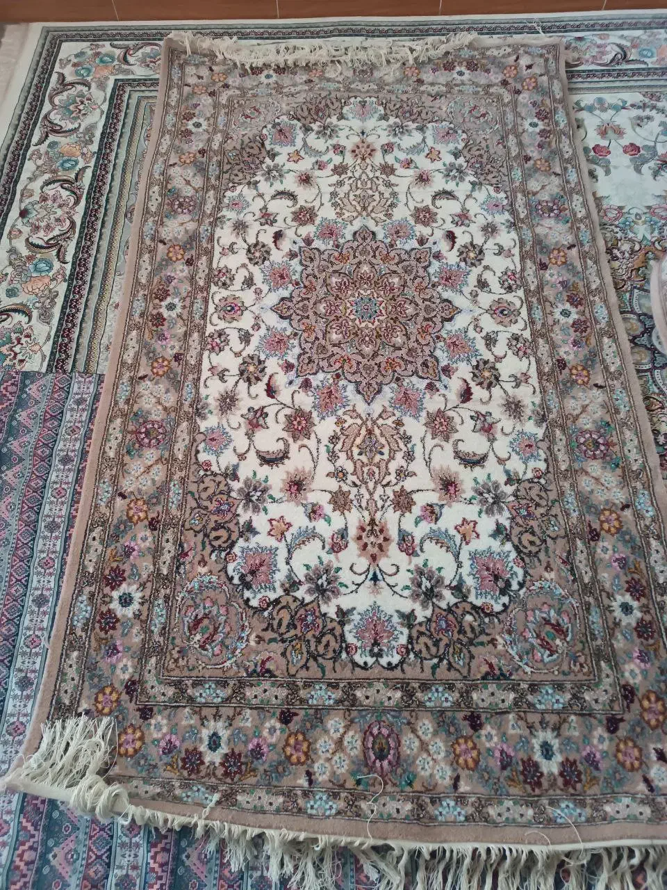 یک جفت فرش دستباف|فرش|شاهرود, |دیوار