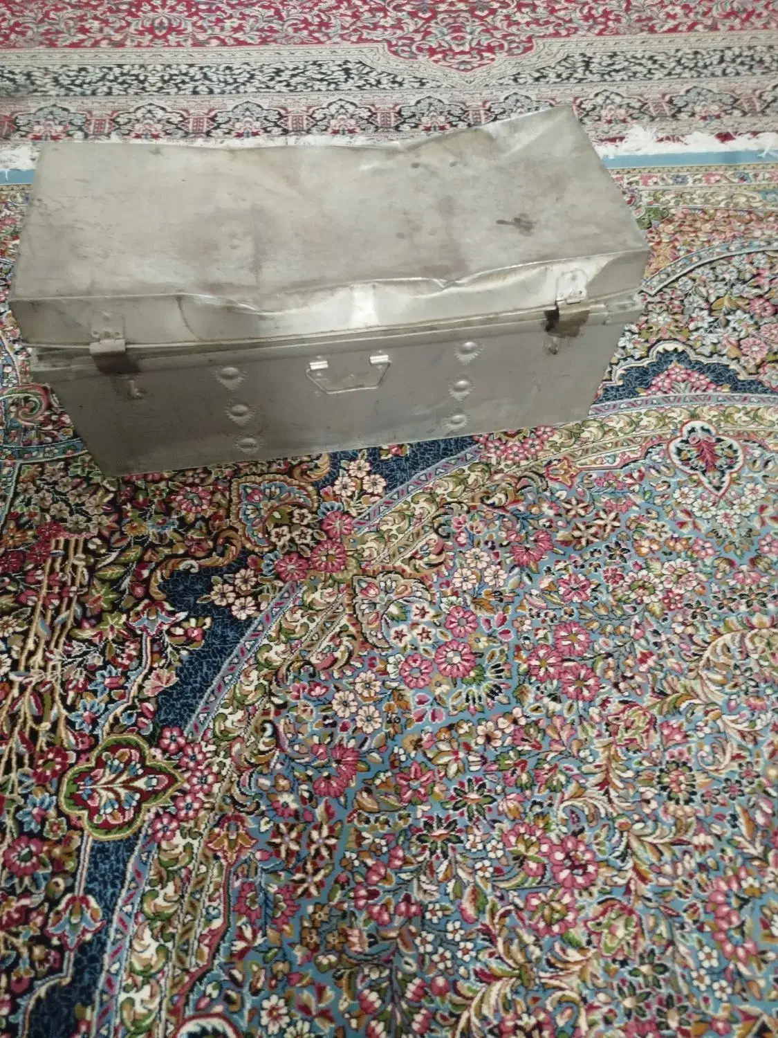 چمدون اهنی|کیف، کفش، کمربند|کرمان, |دیوار