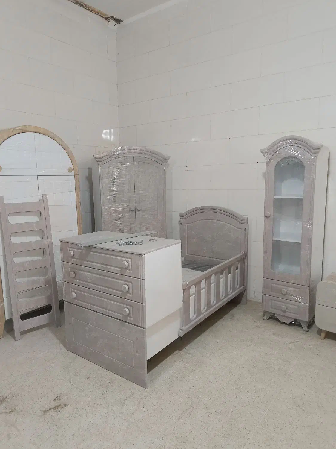 حراج ویژه آخر فصل (سرویس خواب نوزاد)|تخت و سرویس خواب|شیراز, سلطان آباد|دیوار