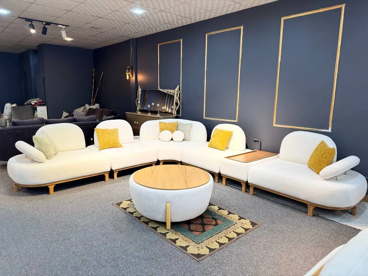 استخدام ادیتور / تدوینگر / ادمین اینستاگرام مبلمان|استخدام رایانه و فناوری اطلاعات|تهران, باشگاه نفت|دیوار