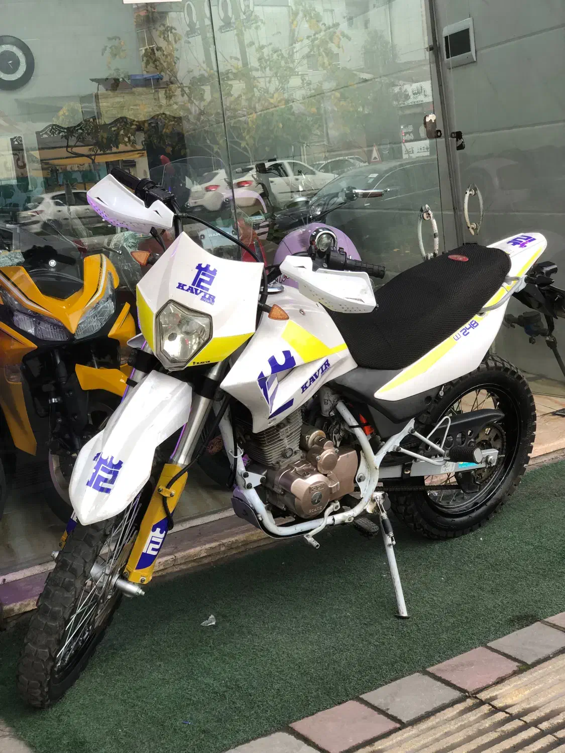 کویر ۲۵۰ مدل ۱۴۰۰ کم کار|موتورسیکلت|رشت, یخسازی|دیوار