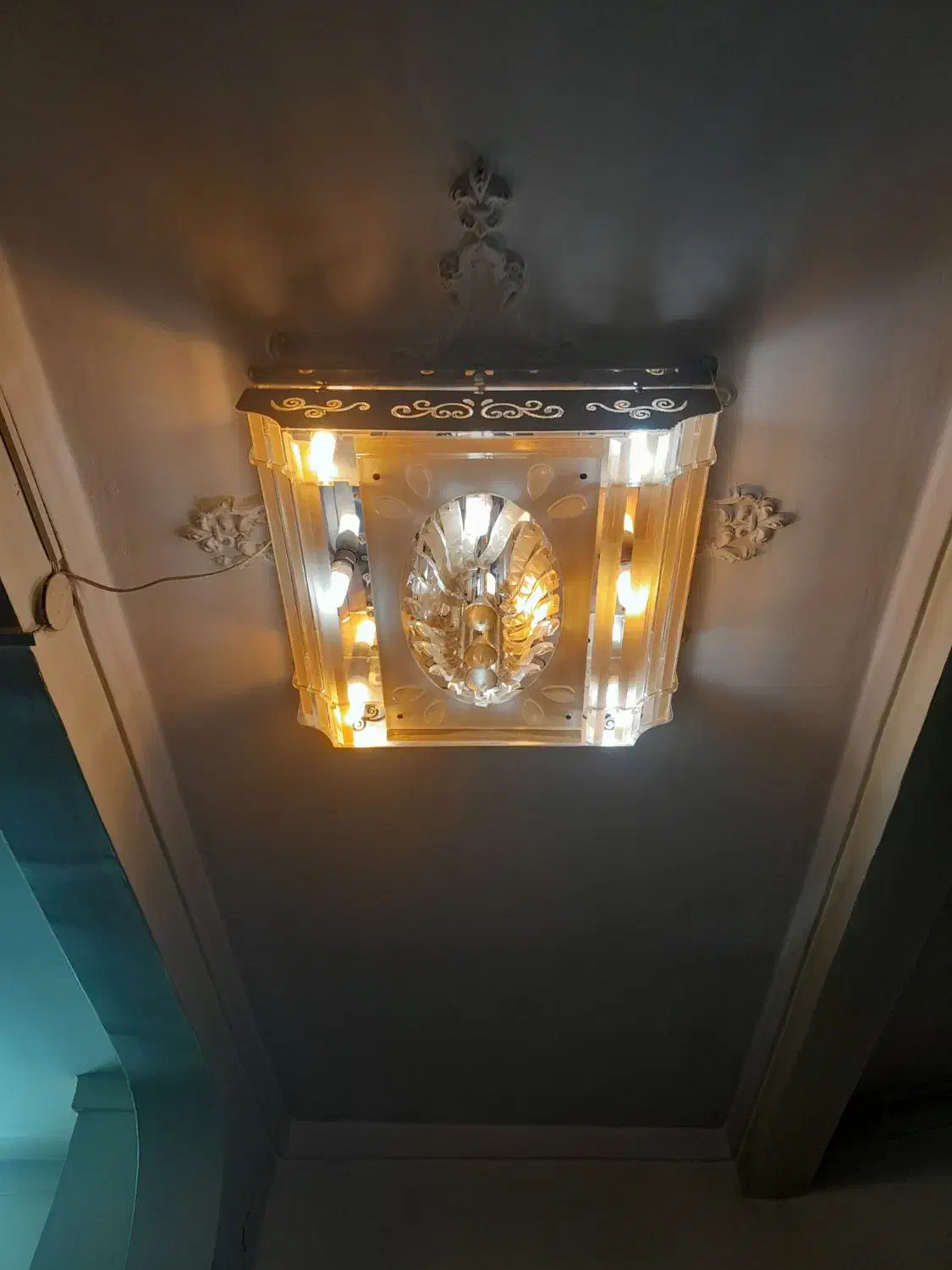 لوستر|لوستر و چراغ آویز|گرگان, |دیوار