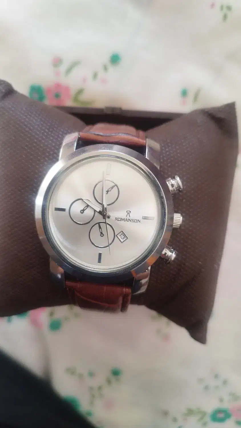 ساعت مچی|ساعت|یاسوج, |دیوار