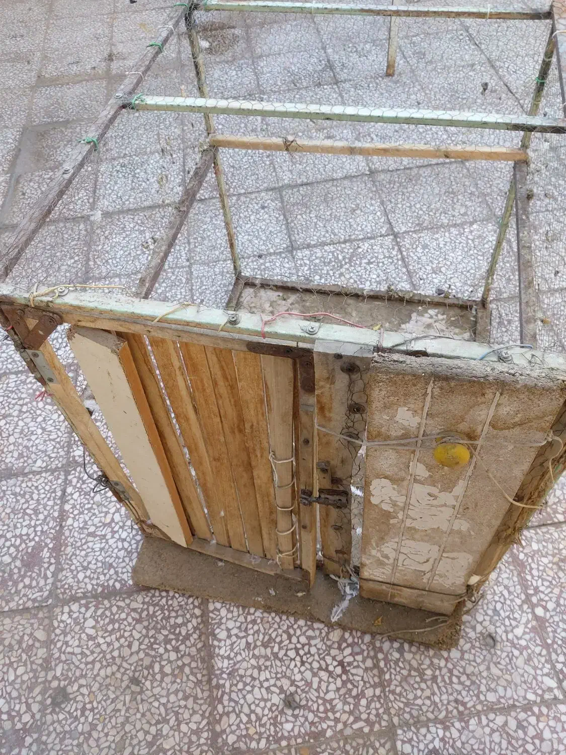 کجه پرنده|لوازم جانبی حیوانات|قم, جوی شور|دیوار