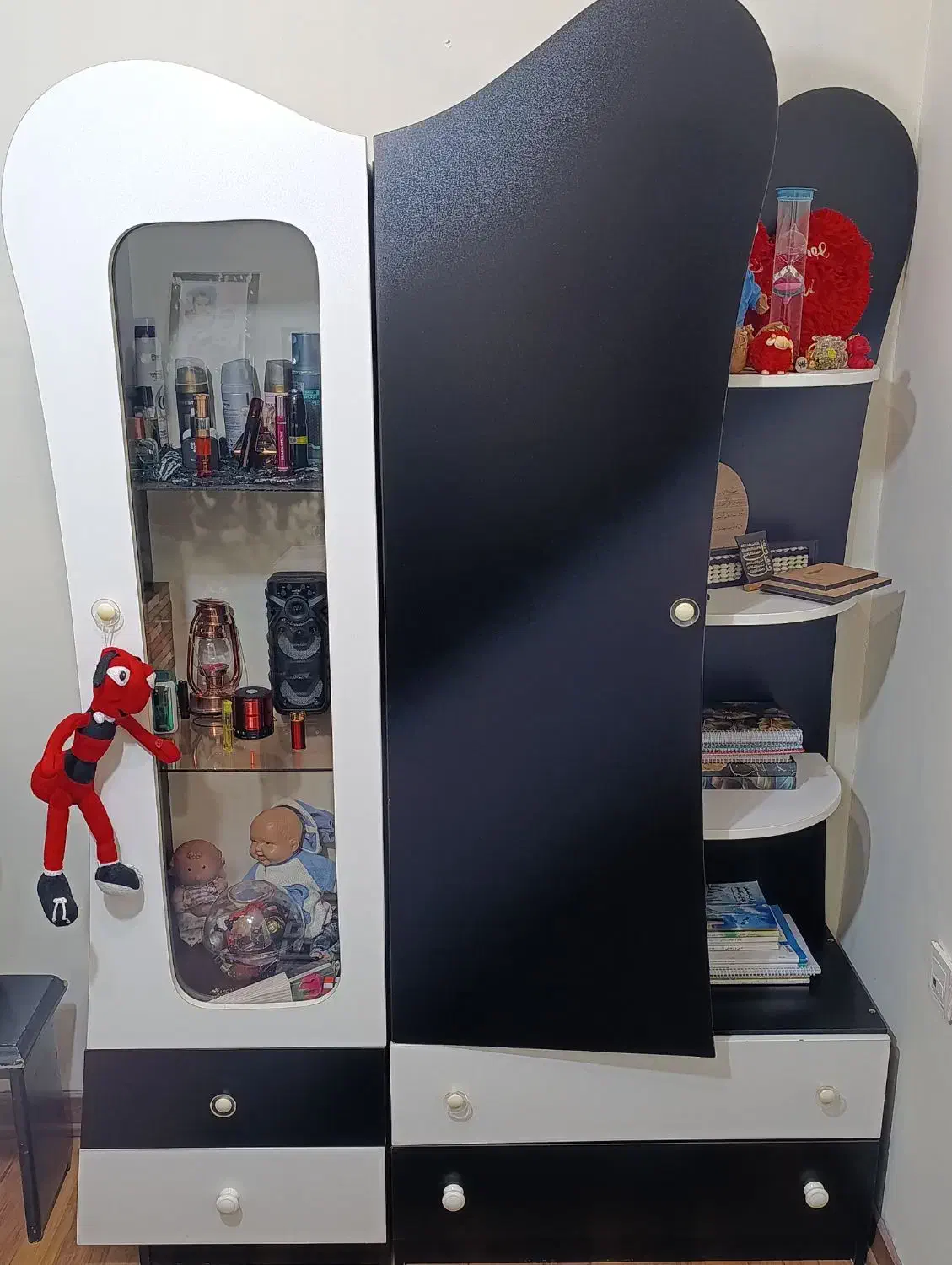 تخت و کمد پسرانه مدل ماشین . همراه تشک و روکش|تخت و سرویس خواب|فیروزکوه, |دیوار