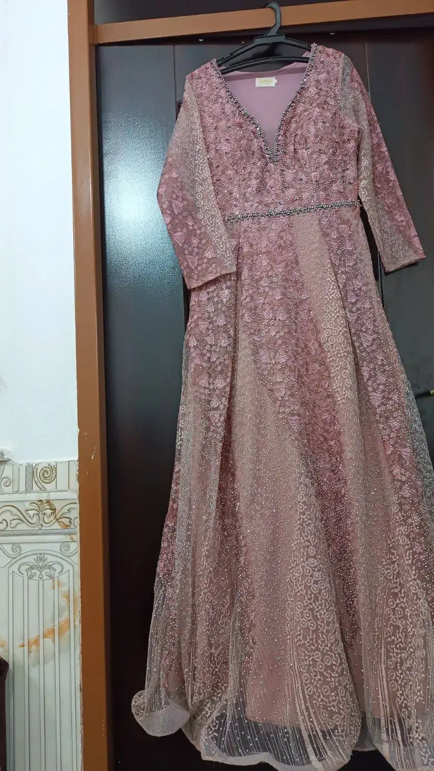 لباس مجلسی|لباس|نهبندان, |دیوار