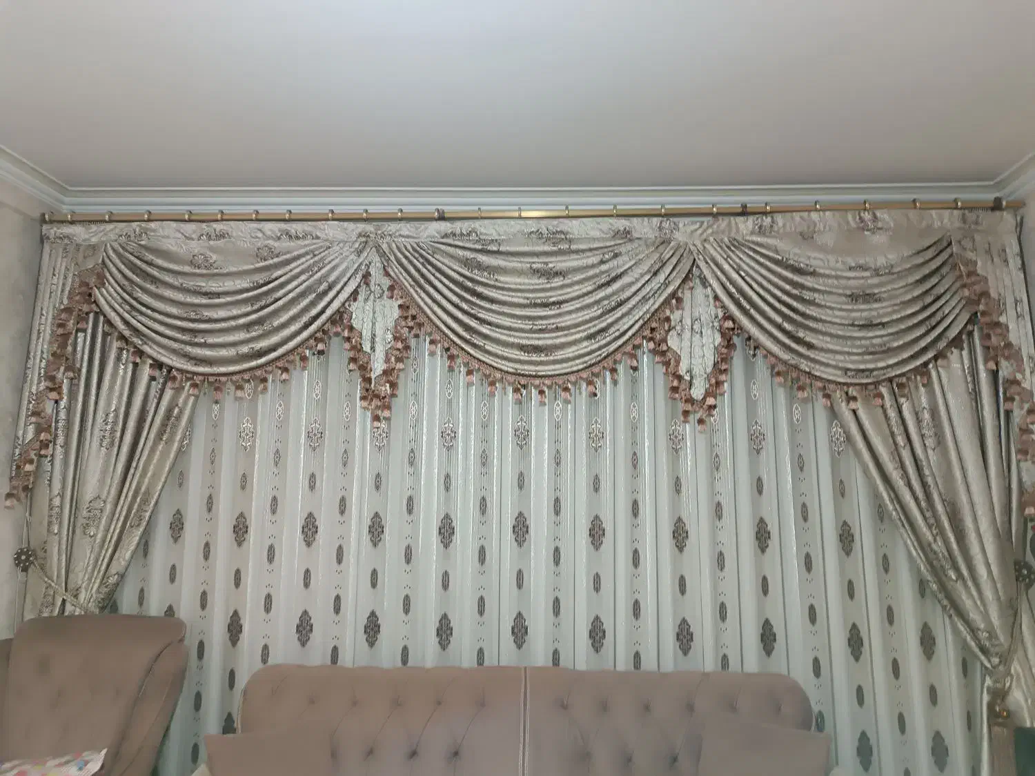 پرده|پرده، رانر، رومیزی|نیشابور, گمنام غربی|دیوار