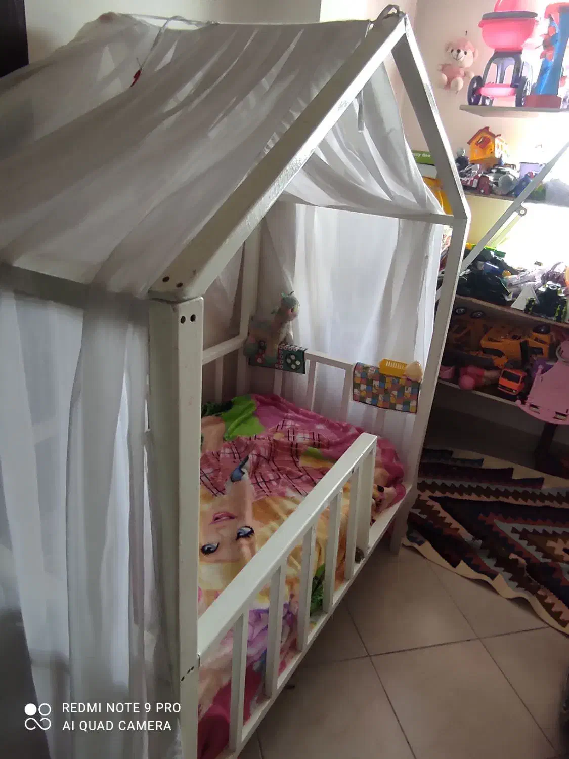 تخت دخترونه با تشک طبی|تخت و صندلی بچه|اسلامشهر, شاطره|دیوار