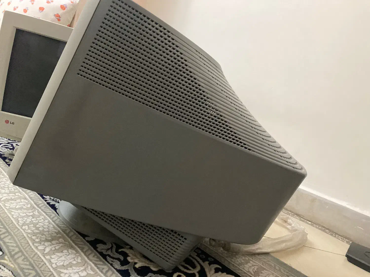 کامپیتو LG|رایانه رومیزی|قدس, شهر‌قدس|دیوار