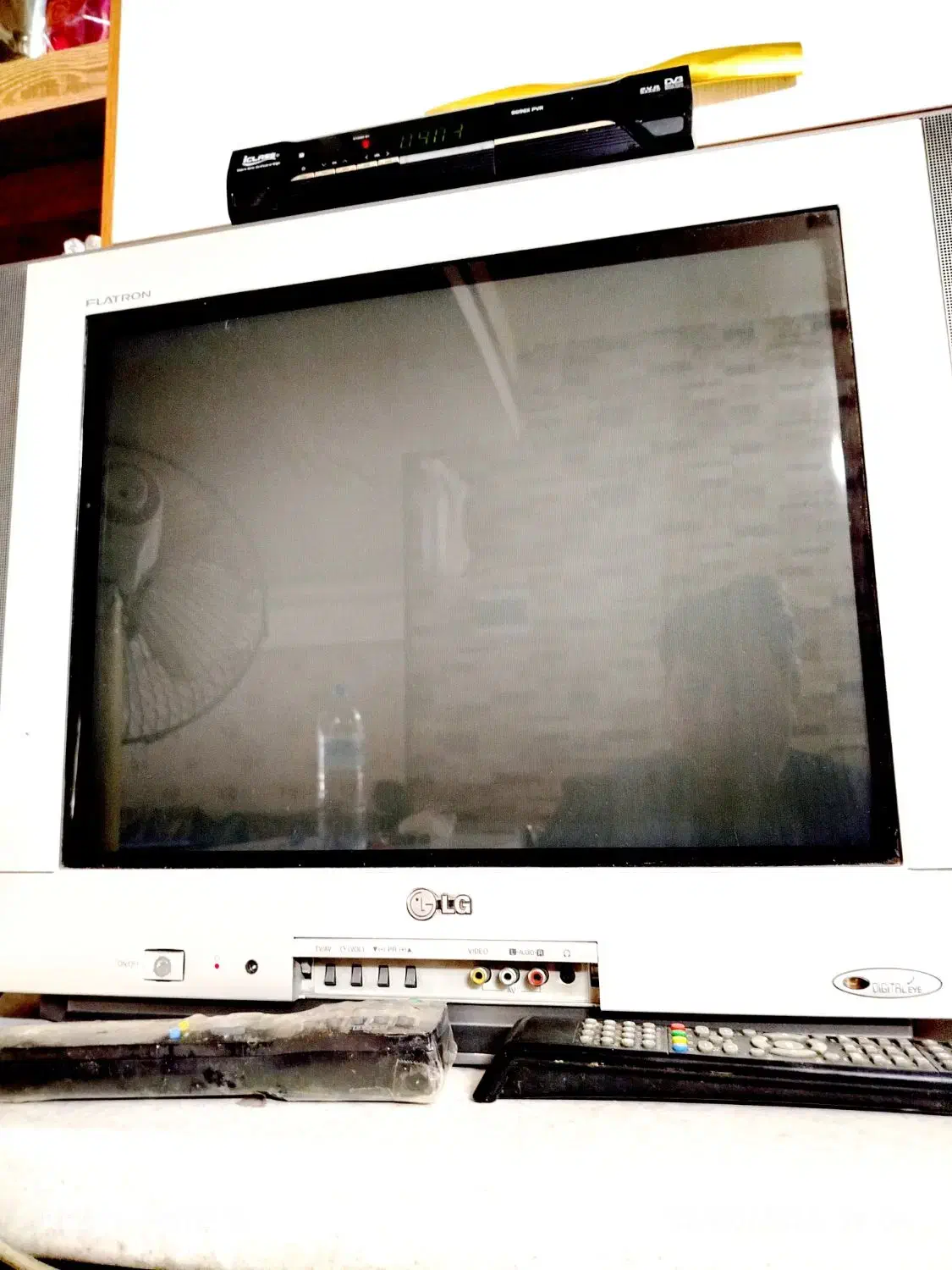 تلوزیون ال جی تمیز|تلویزیون و پروژکتور|شاهینشهر, شیخ بهایی|دیوار