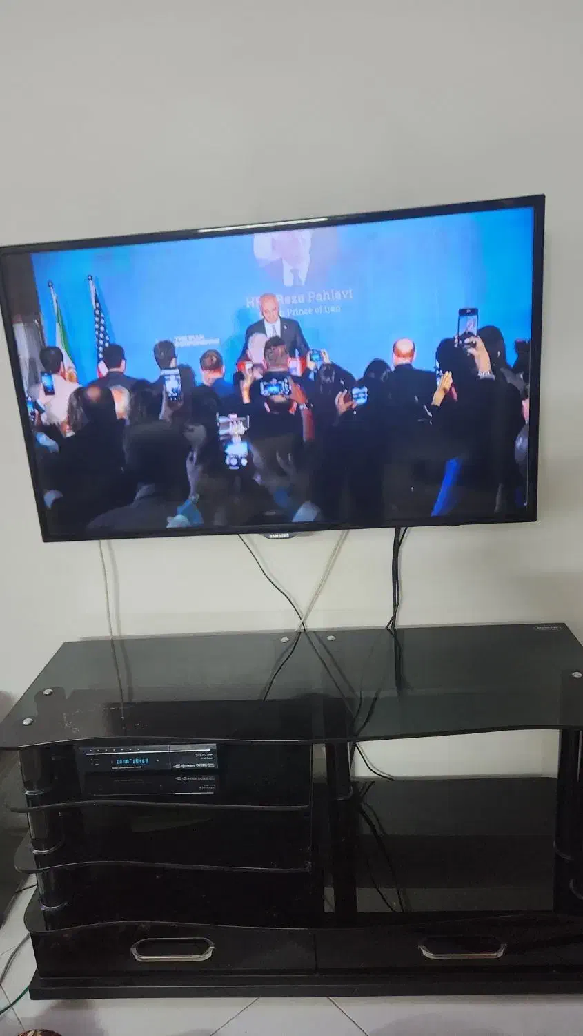 میز تلویزیون شیشه ای|میز تلویزیون|تهران, خزانه|دیوار