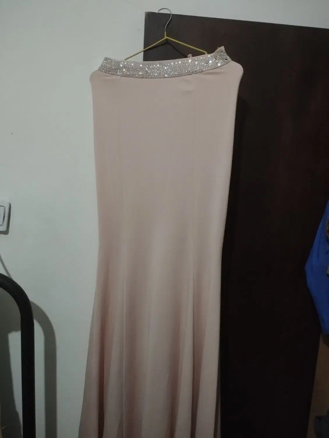 لباس مجلسی|لباس|هشتگرد, شهرک گلها|دیوار